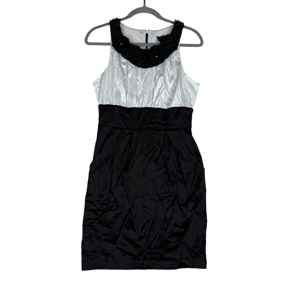 B. Smart Dress Juniors 9/10 Black White Beaded Neck‎ Colorblock Sheath Formal
